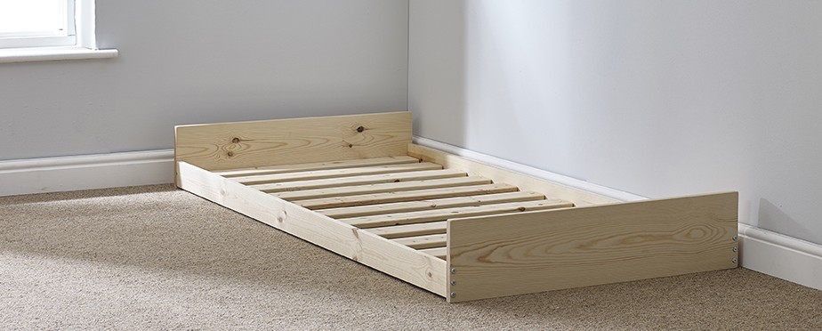 Leo Heavy Duty Pull-Out Pine Trundle Bed